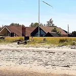 6 Person In Otterup-by Traum *
