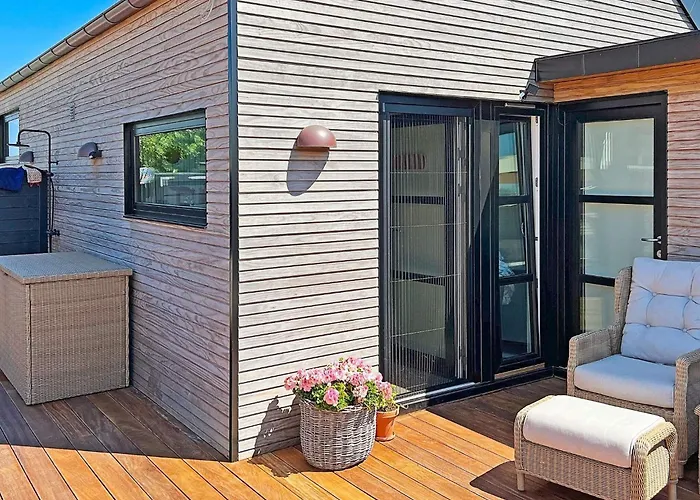 6 Person In Otterup-by Traum