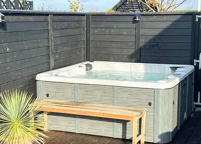 6 Person In Otterup-by Traum